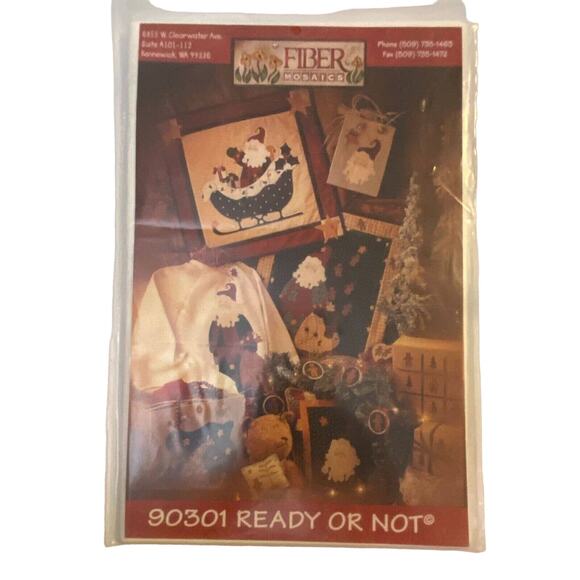 Fiber Mosaics 90301 Pattern Ready Or Not Wall Quilt 23 x 23 Vintage Christmas - Picture 2 of 8